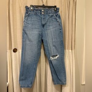 Women’s American Eagle jeans